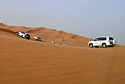 Езда по пустыне на автомобилях