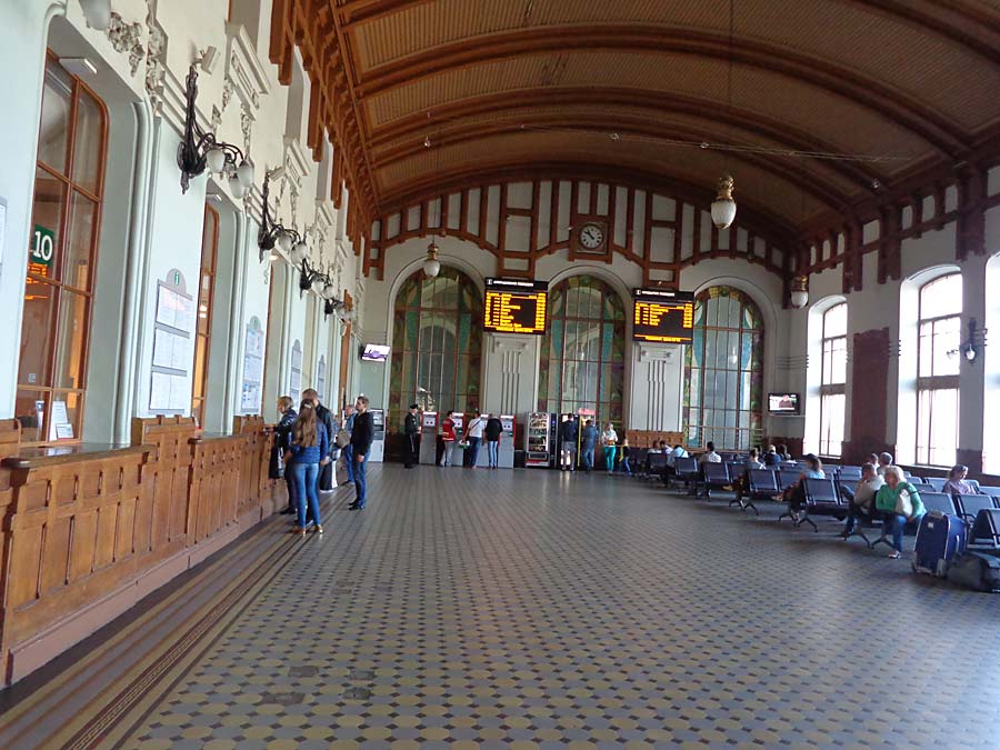 Витебский вокзал внутри