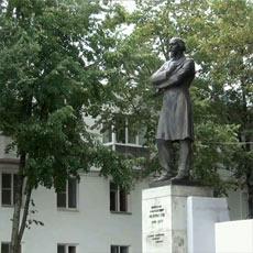 Памятник Н.А. Некрасову