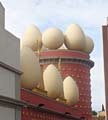 Яйца на музее С.Дали