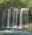 Водопад в Кемере привлекает много туристов